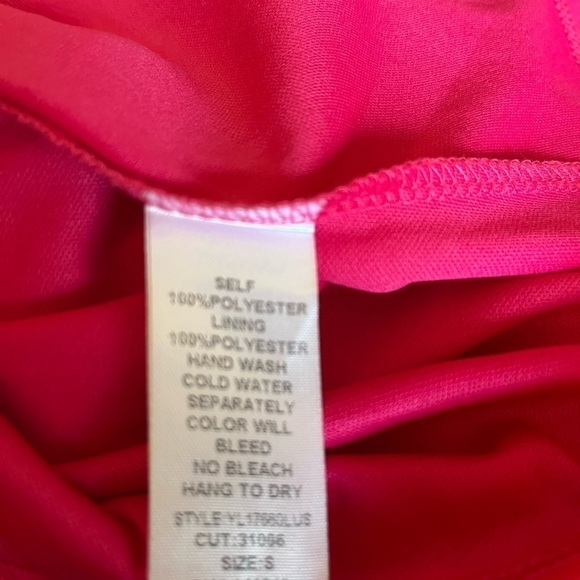 Lulu’s Strappy Fit & Flair Lined Pleated Zip Back Dress Size Small Pink/Fuschia - Picture 4 of 7